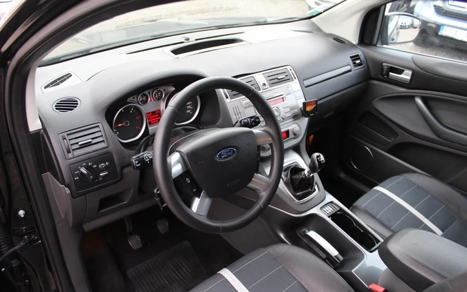 Ford Kuga cena 38900 przebieg: 219653, rok produkcji 2010 z Gliwice małe 326